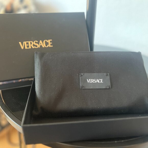 SOLD VERSACE La Medusa Continental Wallet Black New w/ Authenticity Card/Bag/Box - Picture 8 of 16